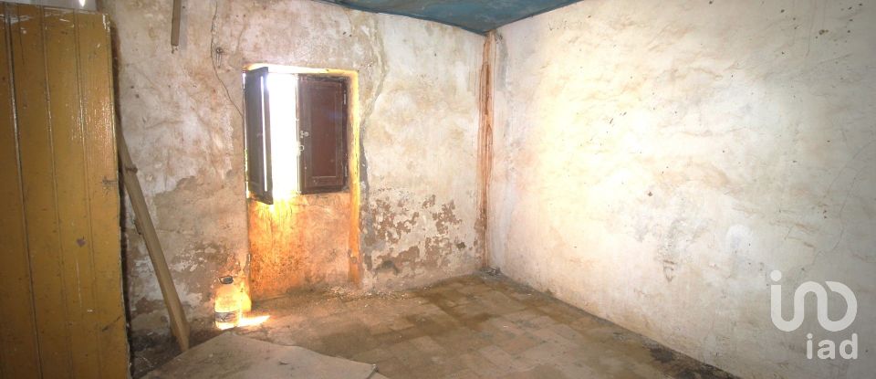 Terrain à Ferreiras de 18 400 m²