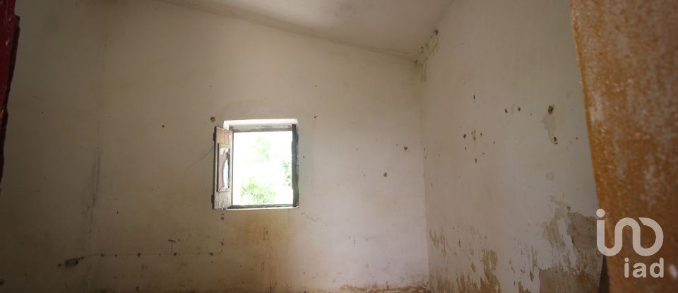 Terrain à Ferreiras de 18 400 m²