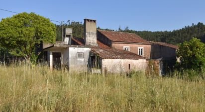 Maison de village T3 à Cumeeira de 122 m²