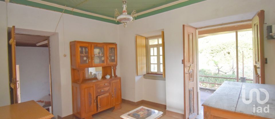 Maison de village T3 à Cumeeira de 122 m²