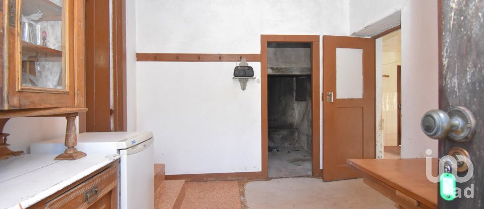 Maison de village T3 à Cumeeira de 122 m²