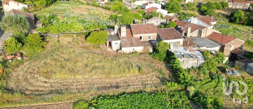 Maison de village T3 à Cumeeira de 122 m²