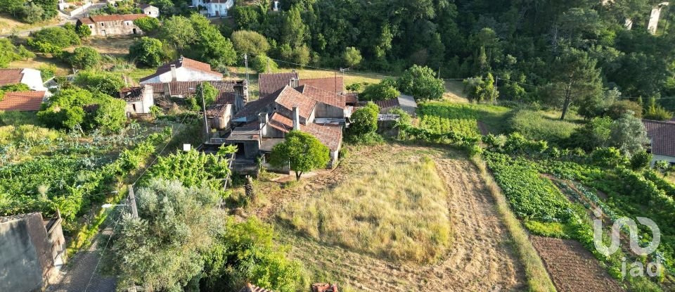 Maison de village T3 à Cumeeira de 122 m²