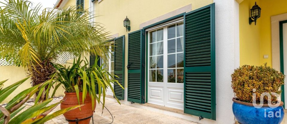 Maison T4 à Ericeira de 255 m²