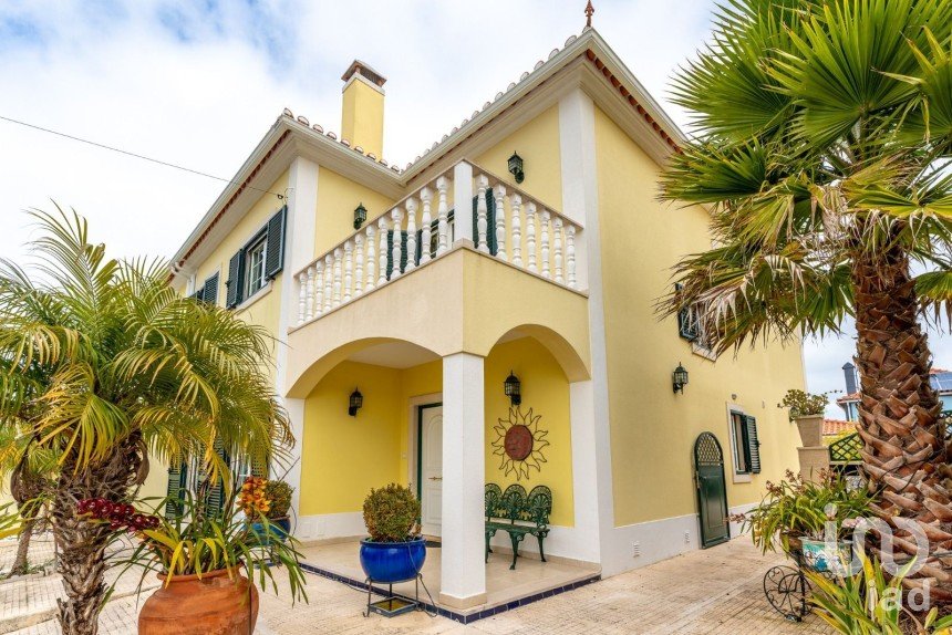 Maison T4 à Ericeira de 255 m²