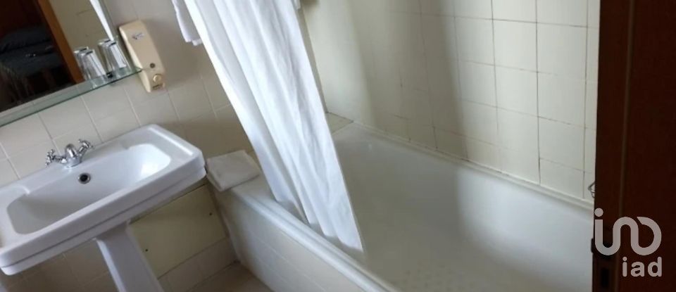 Shop / premises commercial in Mangualde, Mesquitela e Cunha Alta of 456 m²