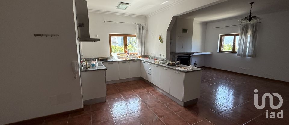 Country home T4 in Folhadela of 459 m²