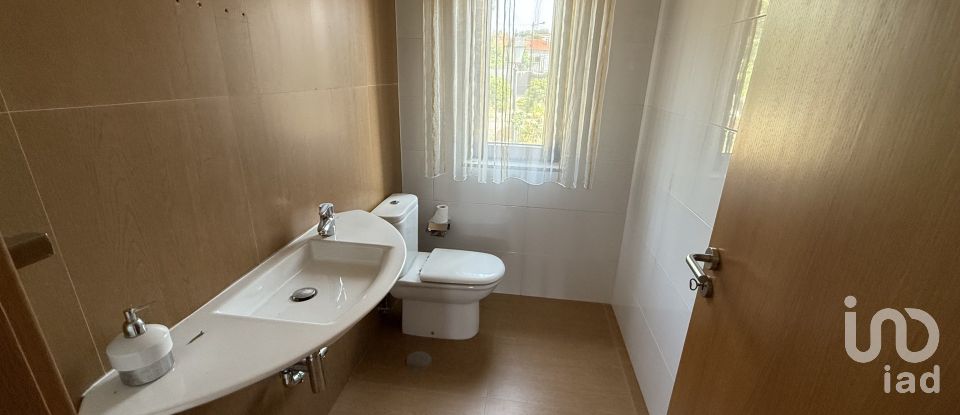 Country home T4 in Folhadela of 459 m²