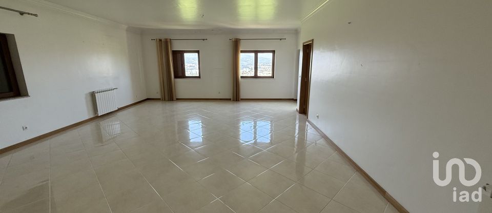 Country home T4 in Folhadela of 459 m²