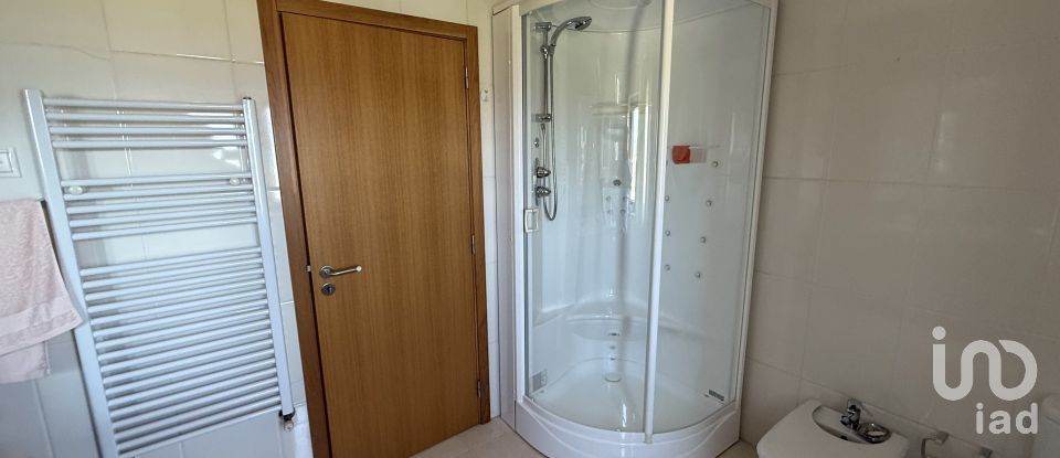 Country home T4 in Folhadela of 459 m²