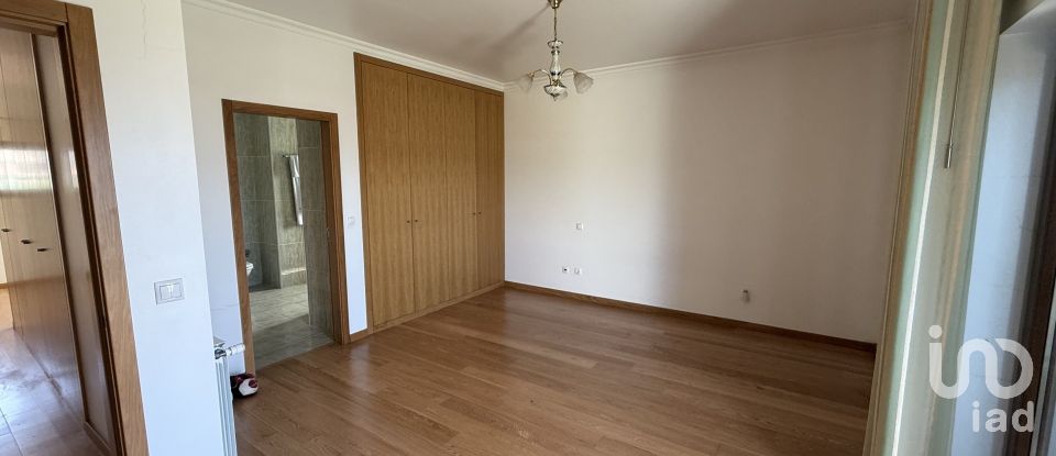 Country home T4 in Folhadela of 459 m²