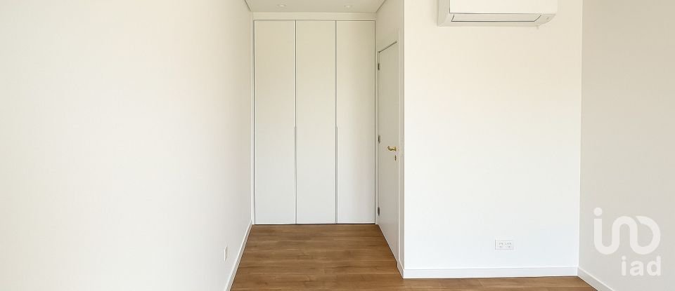 Moradia T3 em Encarnação de 132 m²