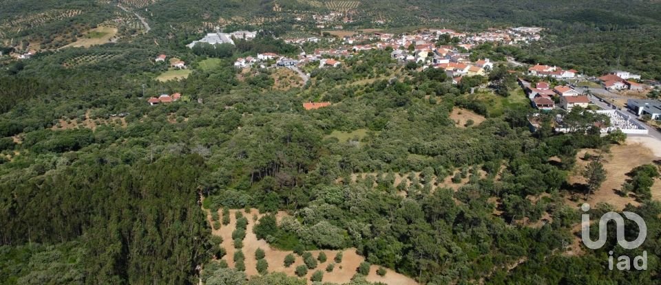 Terreno em Além da Ribeira e Pedreira de 4 480 m²
