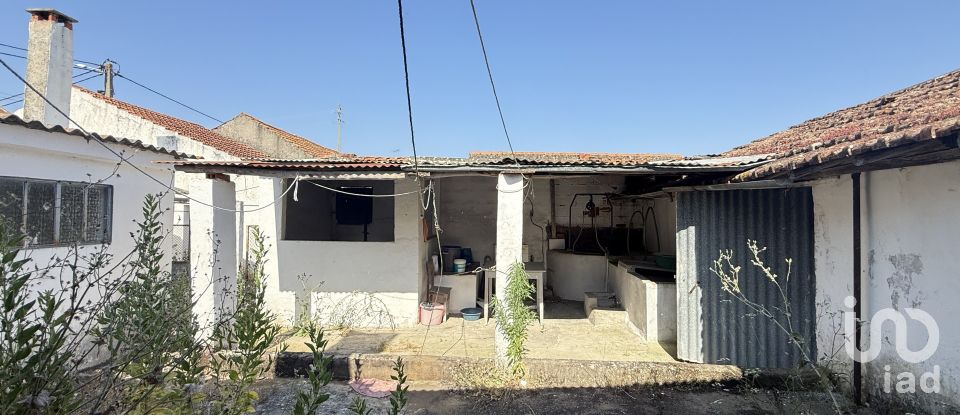 Casa / moradia T4 em Azoia de Cima e Tremês de 99 m²