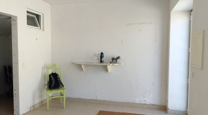 Gîte T3 à Atouguia da Baleia de 104 m²