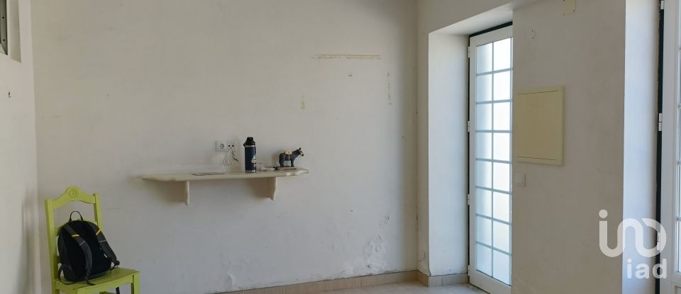 Lodge T3 in Atouguia da Baleia of 104 m²