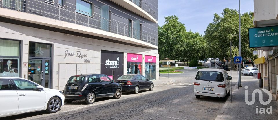 Traditional house T6 in Sé e São Lourenço of 174 m²