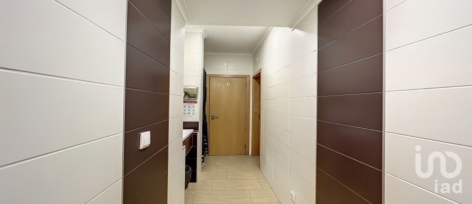 Boutique/Local commercial à Monte Gordo de 107 m²