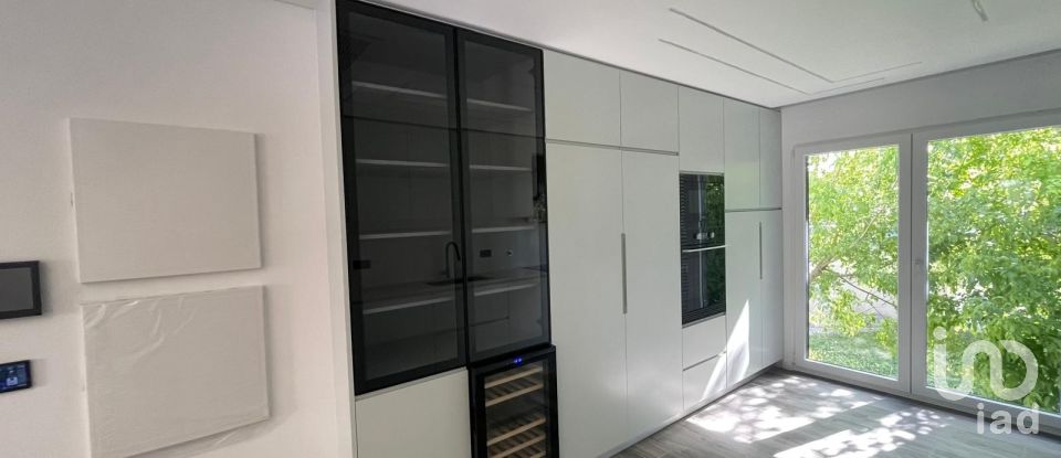 Apartment T3 in Santa Iria de Azoia, São João da Talha e Bobadela of 98 m²