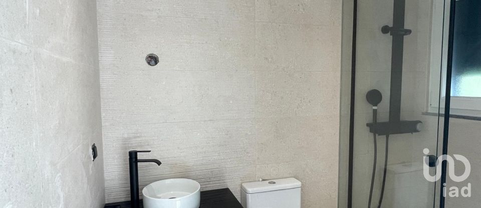 Apartment T3 in Santa Iria de Azoia, São João da Talha e Bobadela of 98 m²