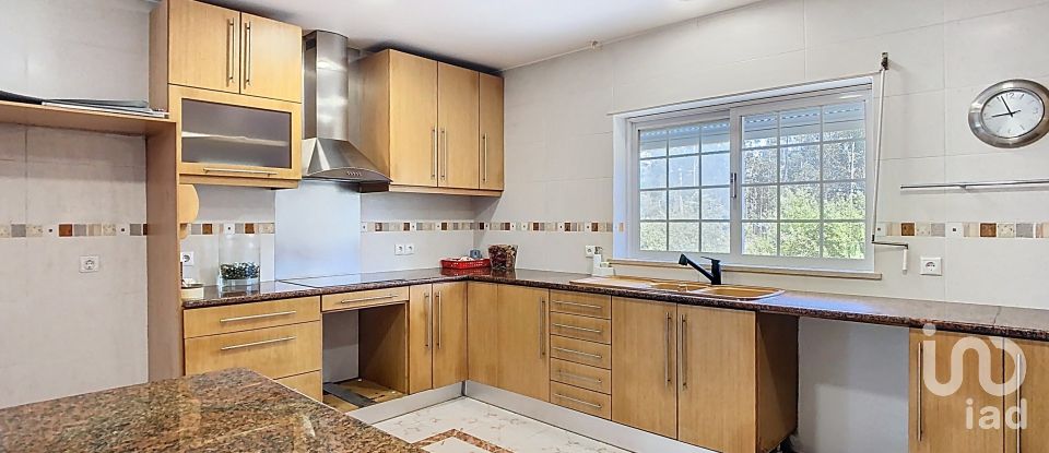 House T5 in Meirinhas of 640 m²