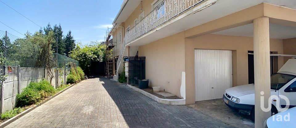 House T5 in Meirinhas of 640 m²