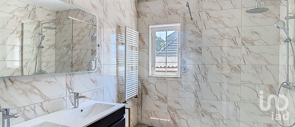 House T5 in Meirinhas of 640 m²