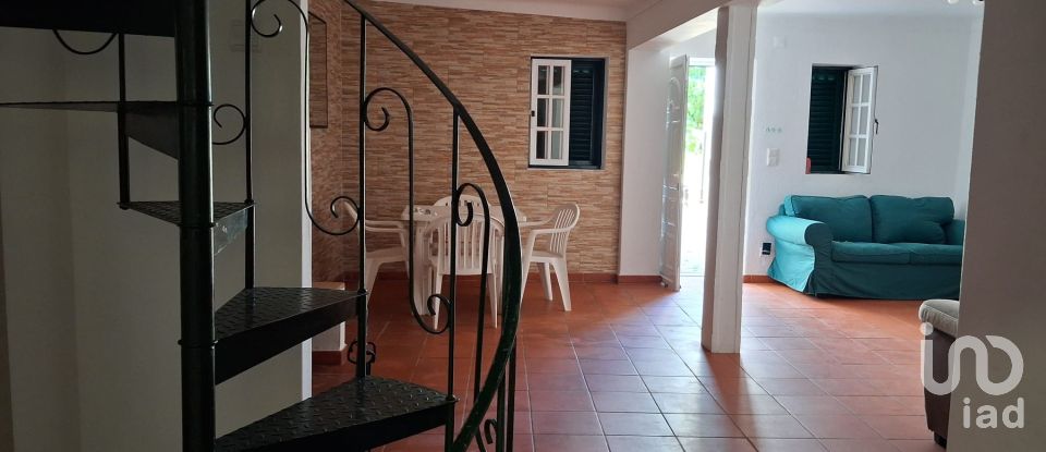 Moradia T2 em Sesimbra (Castelo) de 96 m²