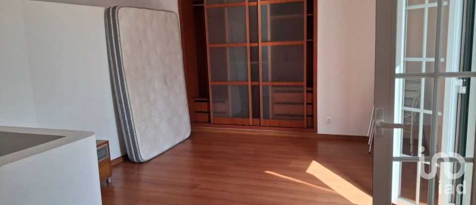 Moradia T2 em Sesimbra (Castelo) de 96 m²