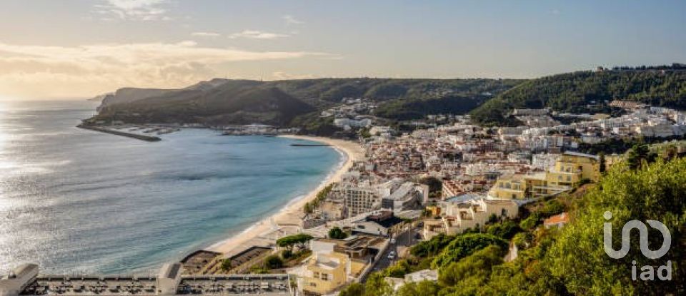 Moradia T2 em Sesimbra (Castelo) de 96 m²