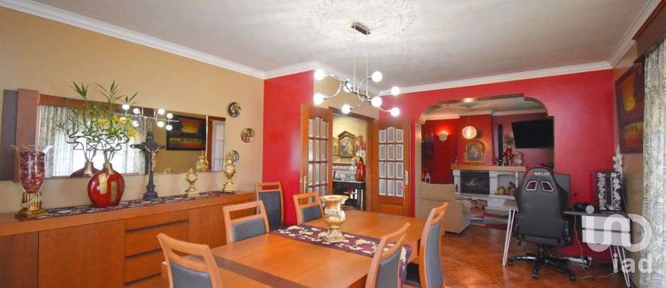 House T4 in Semide e Rio Vide of 420 m²