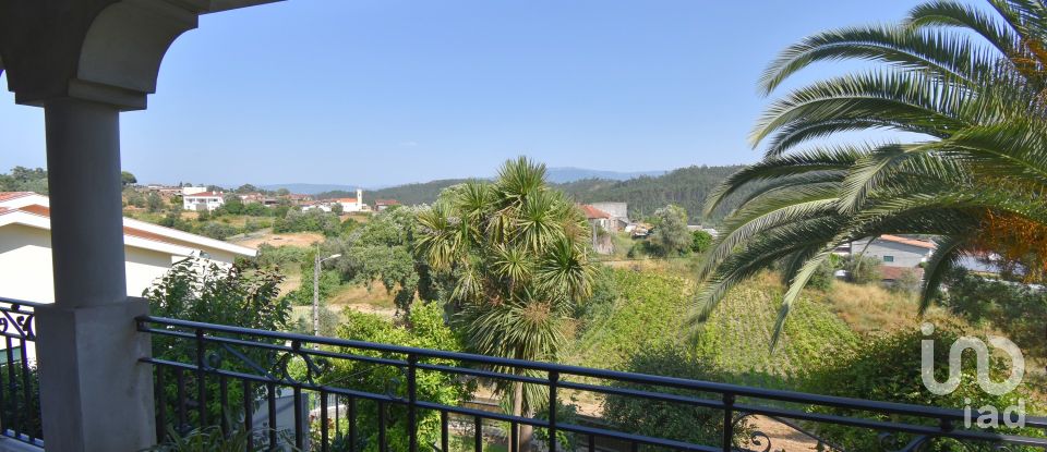 House T4 in Semide e Rio Vide of 420 m²