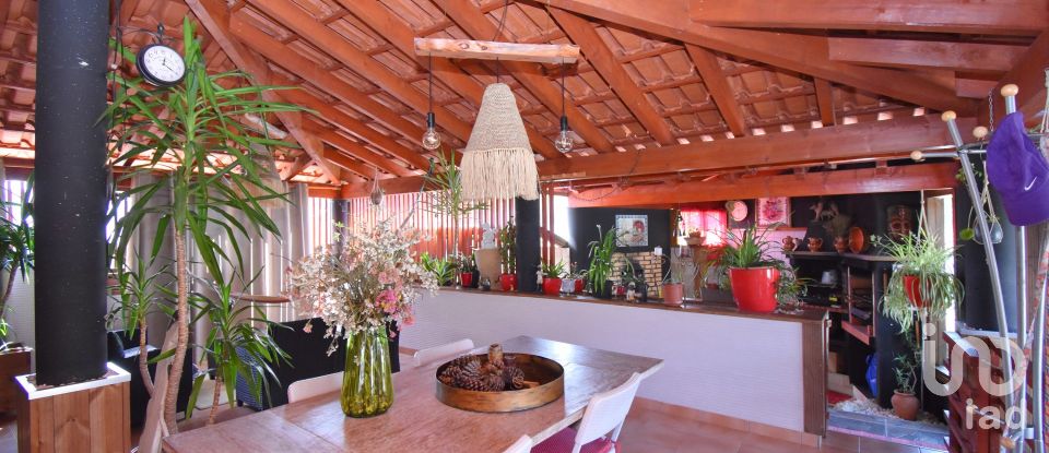 House T4 in Semide e Rio Vide of 420 m²