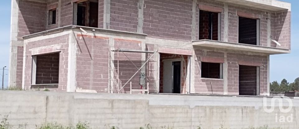 Maison T0 à Souto da Carpalhosa e Ortigosa de 0 m²