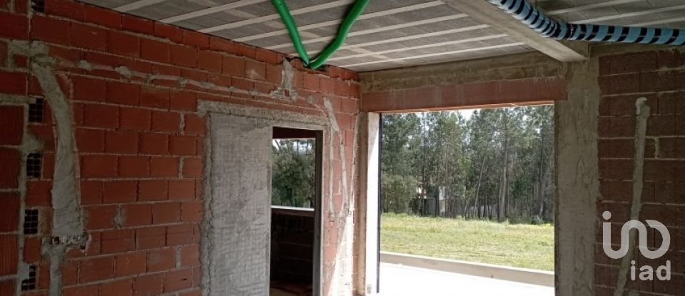 Maison T0 à Souto da Carpalhosa e Ortigosa de 0 m²