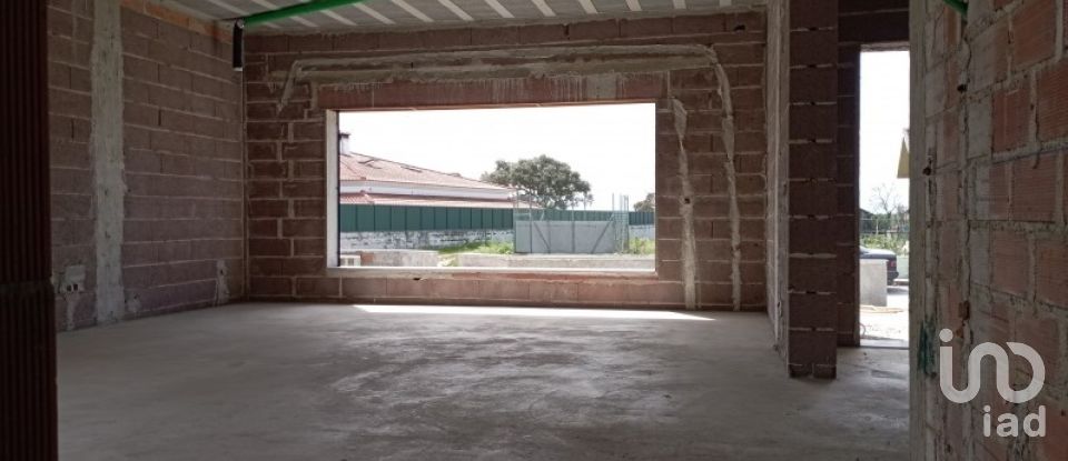 Maison T0 à Souto da Carpalhosa e Ortigosa de 0 m²