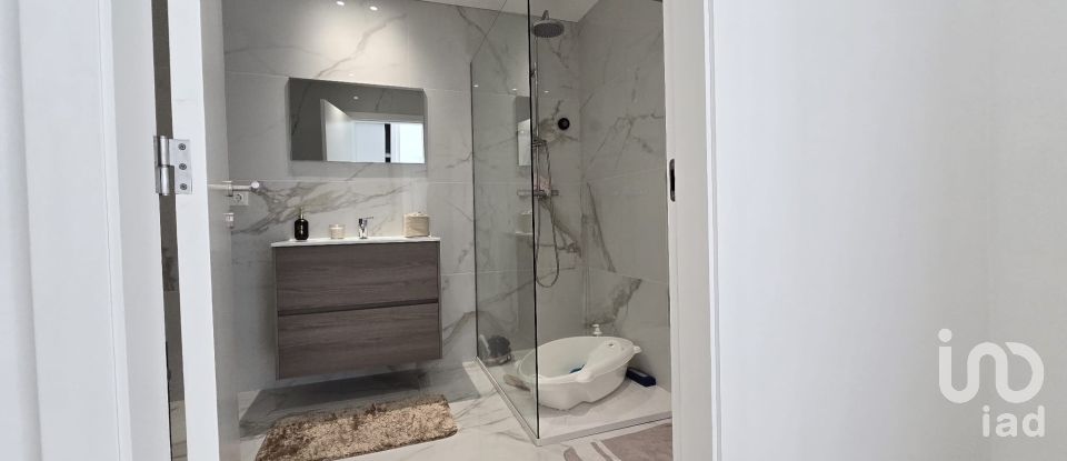 Maison T3 à Louredo de 271 m²