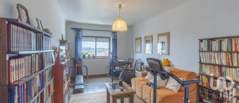 Apartamento T5 em Massamá e Monte Abraão de 170 m²