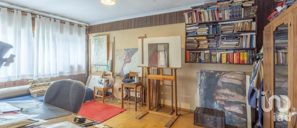 Apartamento T5 em Massamá e Monte Abraão de 170 m²