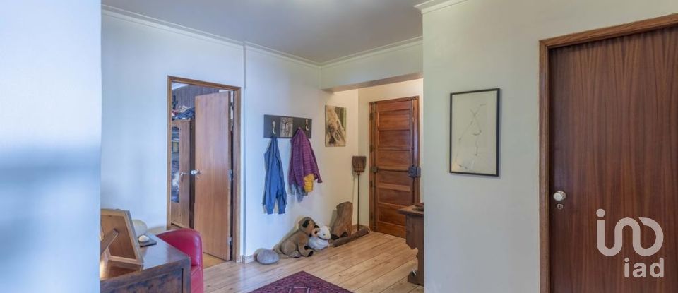 Apartamento T5 em Massamá e Monte Abraão de 170 m²