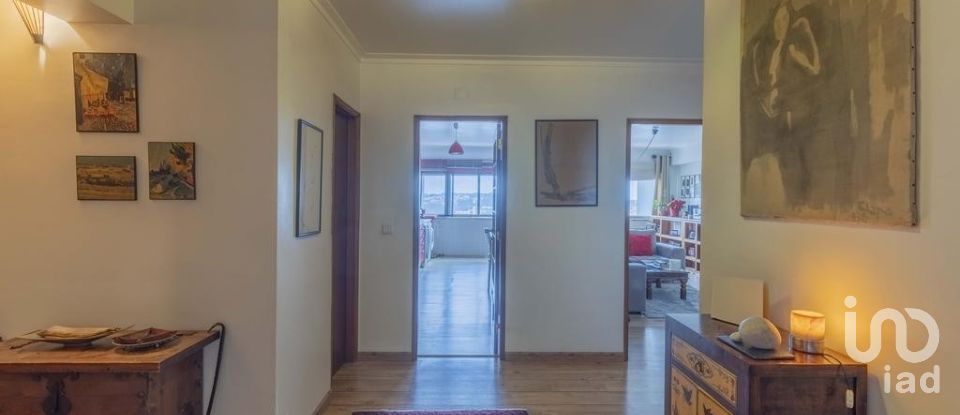 Apartamento T5 em Massamá e Monte Abraão de 170 m²