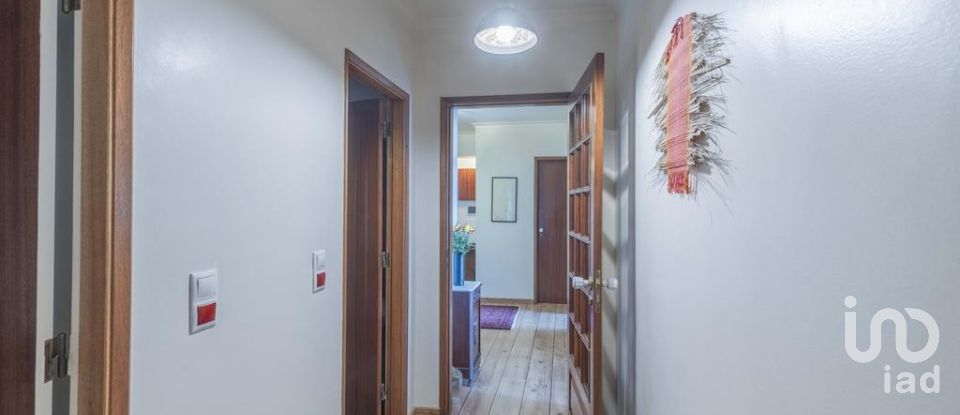 Apartamento T5 em Massamá e Monte Abraão de 170 m²