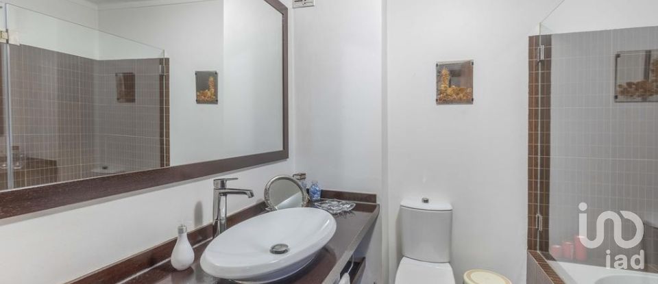 Apartamento T5 em Massamá e Monte Abraão de 170 m²