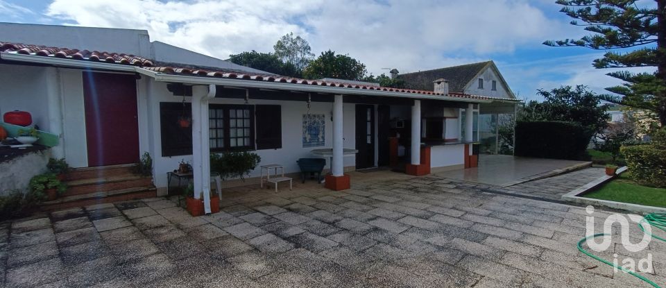 Moradia T3 em Miragaia e Marteleira de 382 m²