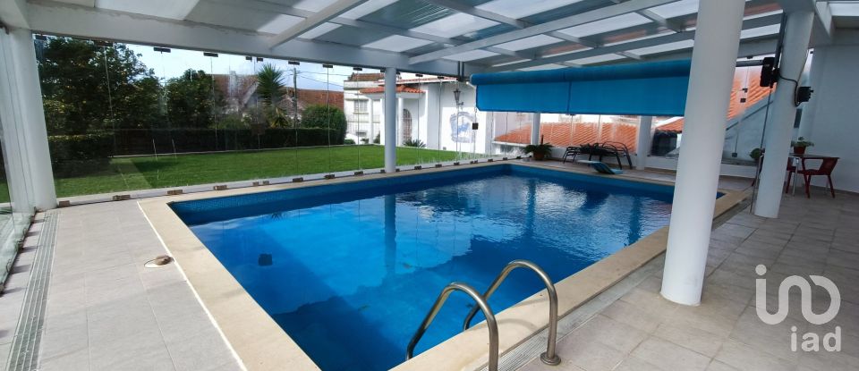 Moradia T3 em Miragaia e Marteleira de 382 m²