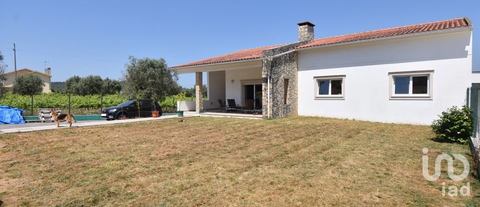 Moradia T3 em Podentes de 184 m²