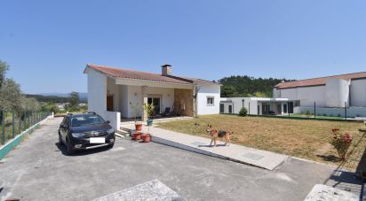 Maison T3 à Podentes de 184 m²