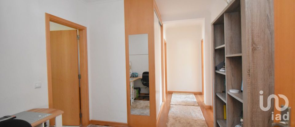 Moradia T3 em Podentes de 184 m²