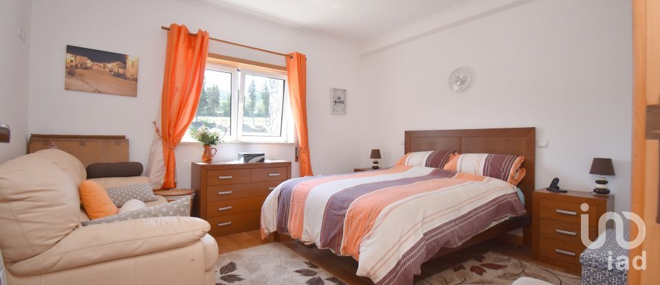 Moradia T3 em Podentes de 184 m²