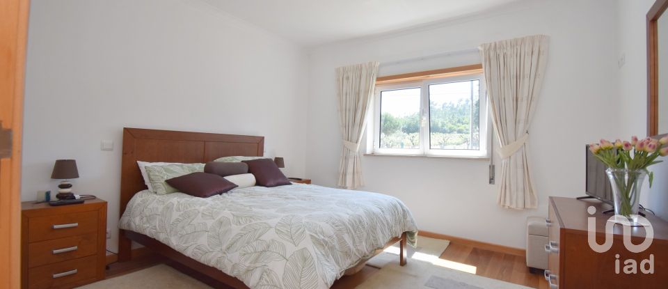 Moradia T3 em Podentes de 184 m²